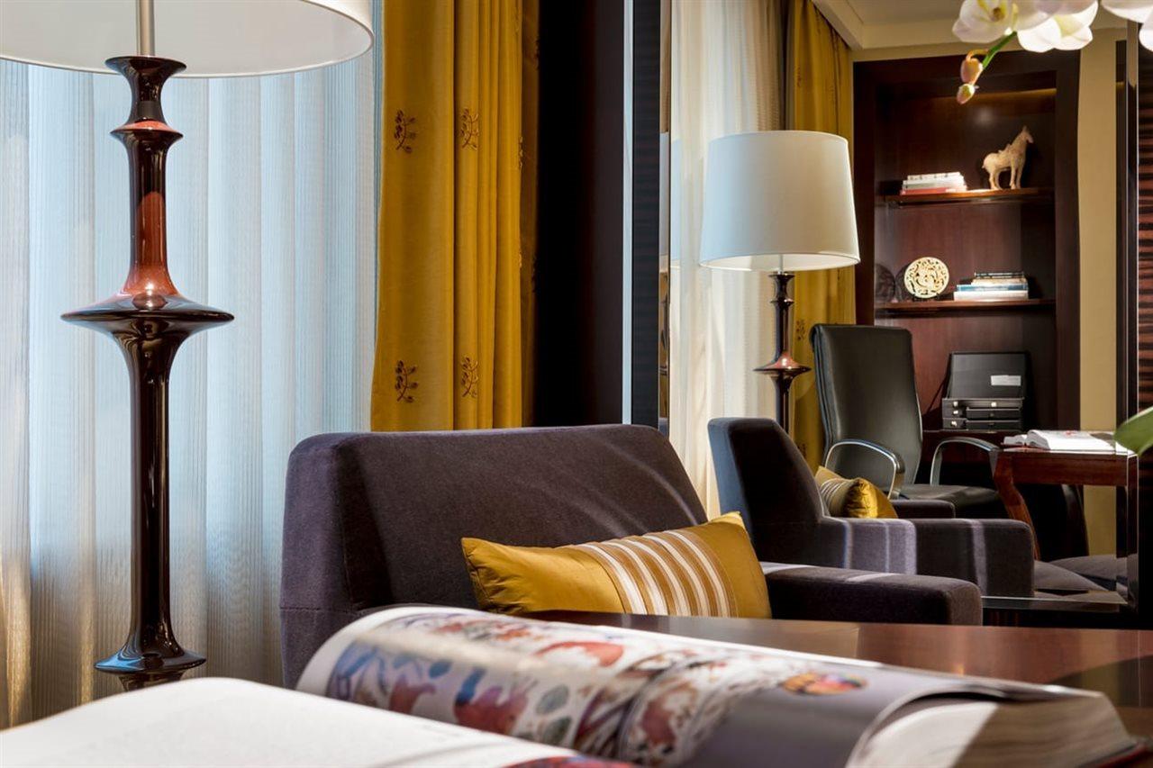 Four Seasons Hotel 5*